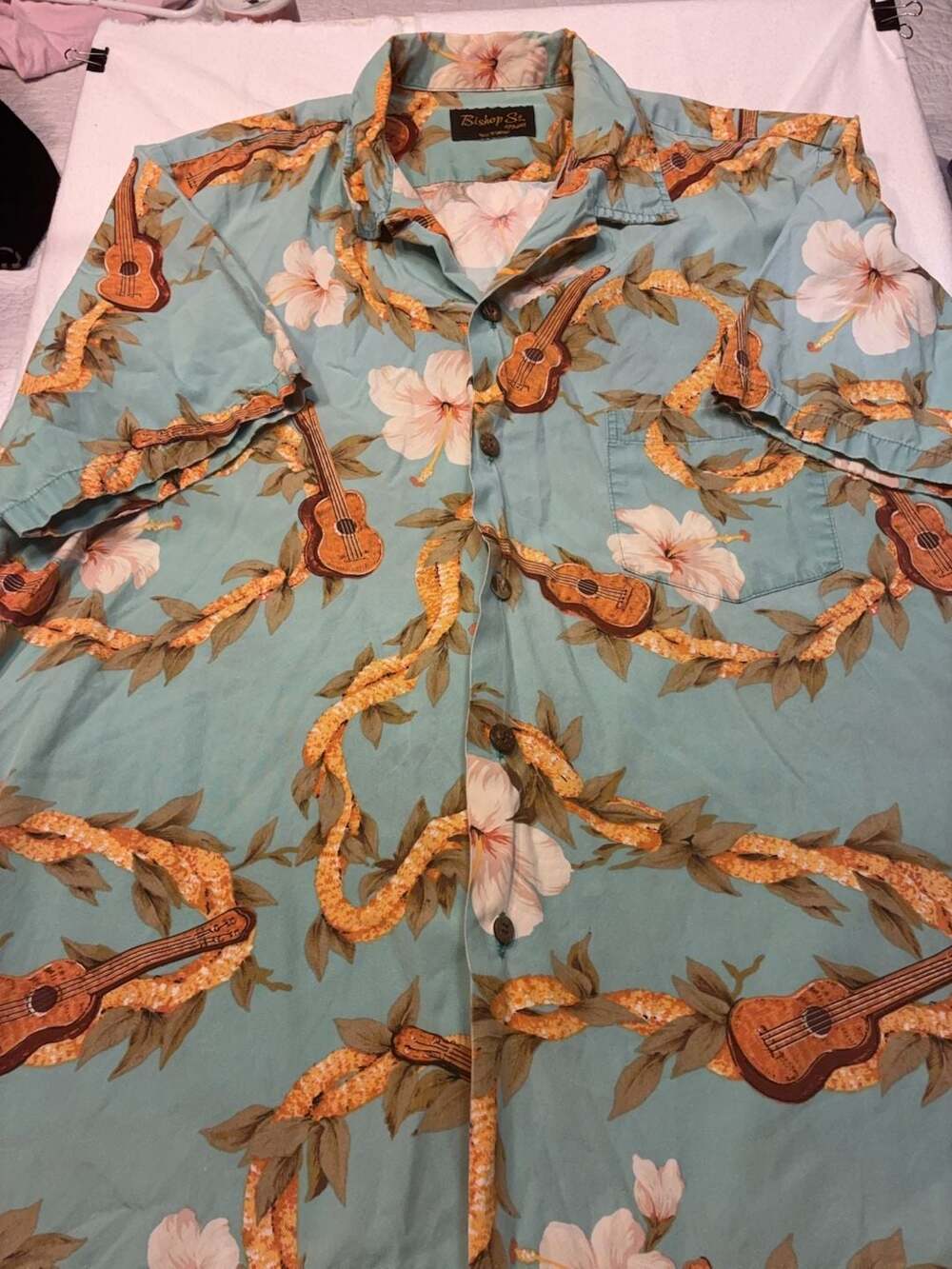 Bishop St. Apparel Made in Hawaii Ukulele Hibiscus Print Shirt